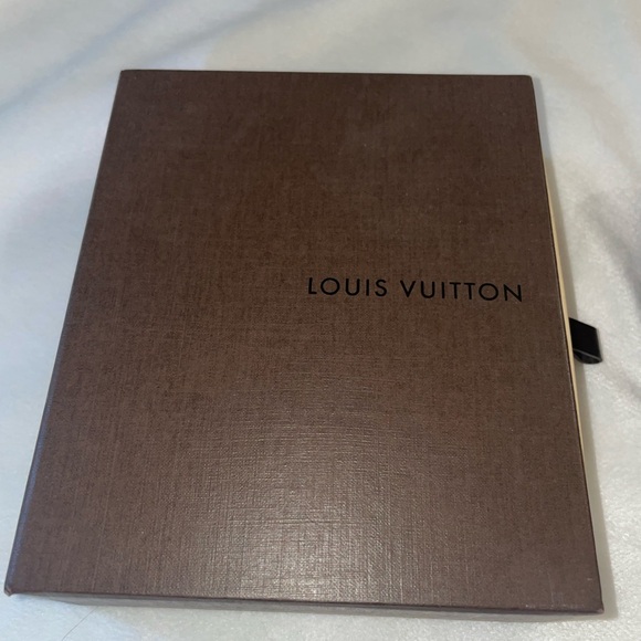 Louis Vuitton Joey Wallet - Picture 3 of 10
